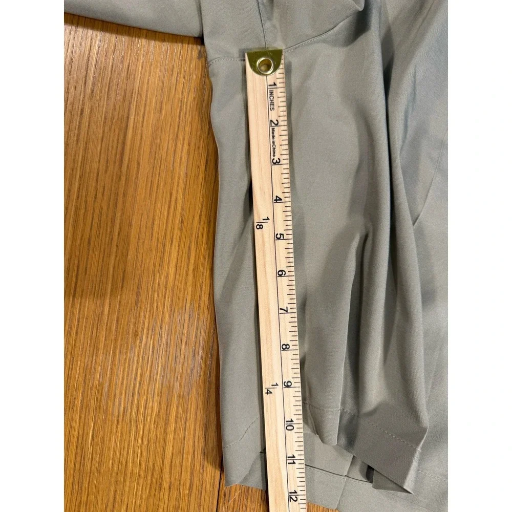 Nike Golf Shorts Men's 38 Beige‎ Dri-Fit Stretch Flat Front Performance